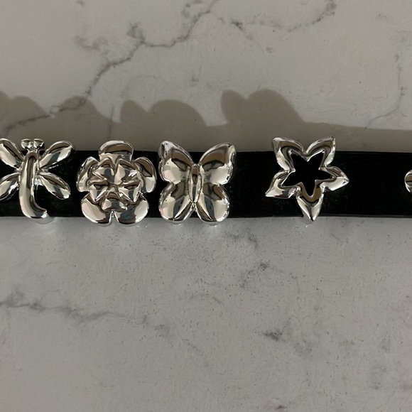 Y2K Super Cute Leather Cuff Bracelet - Picture 8 of 8